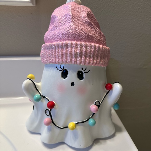 T.J.Maxx Ghost Plush with Pink Hat and Festive Lights - Picture 1 of 2